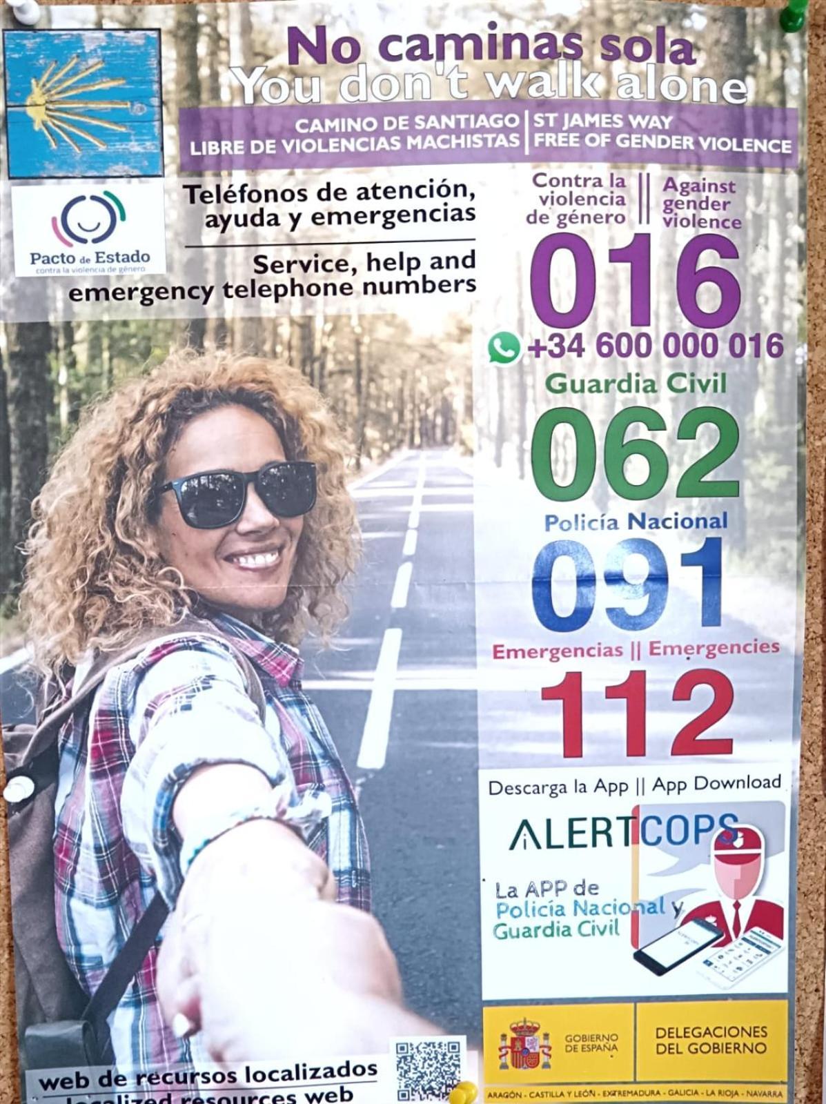 Albergue Santa Ana Mos Cabezal Bagian luar foto